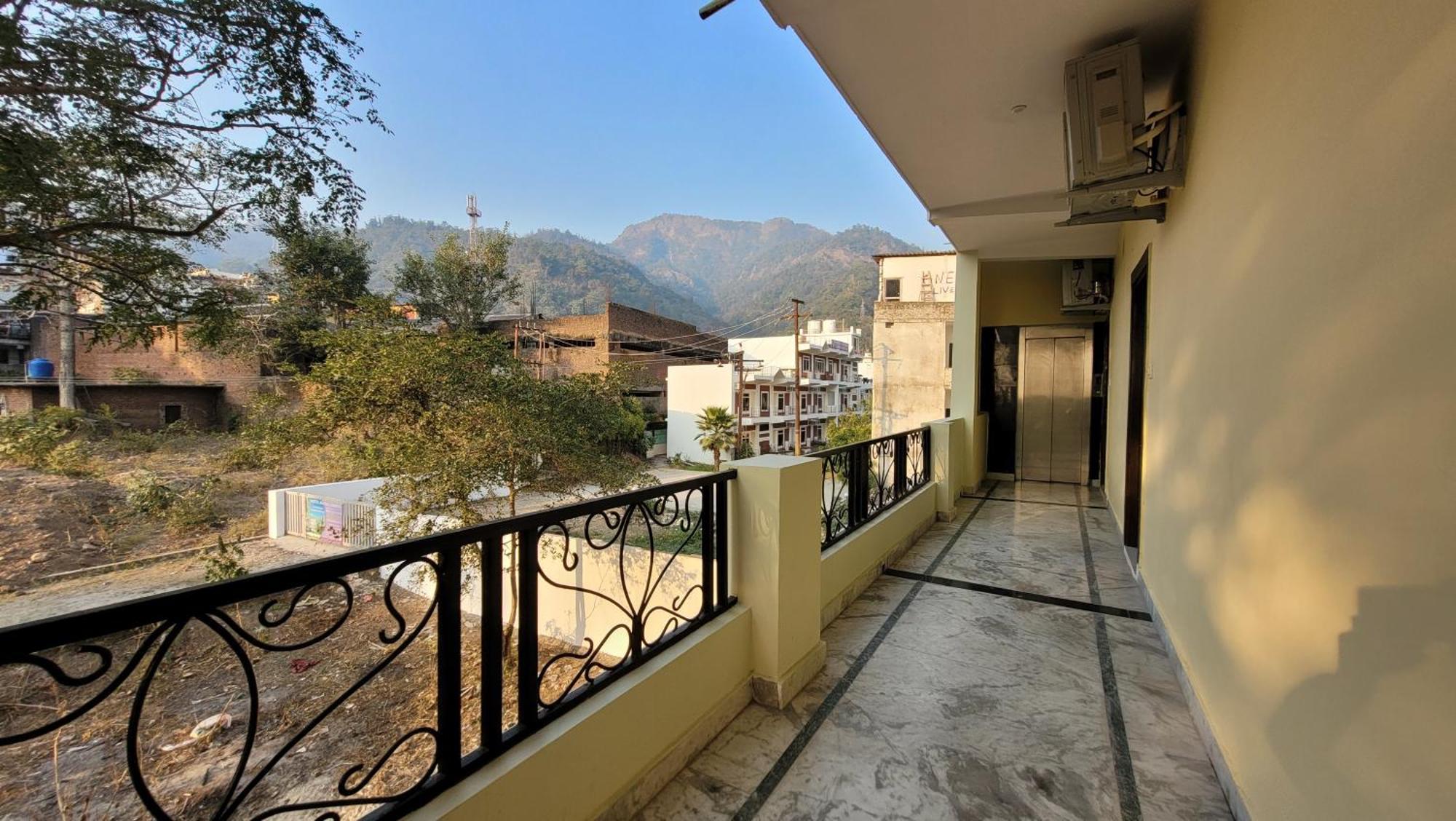 Hotel Keshav Nandan By The Shivaay Ришикеш Экстерьер фото