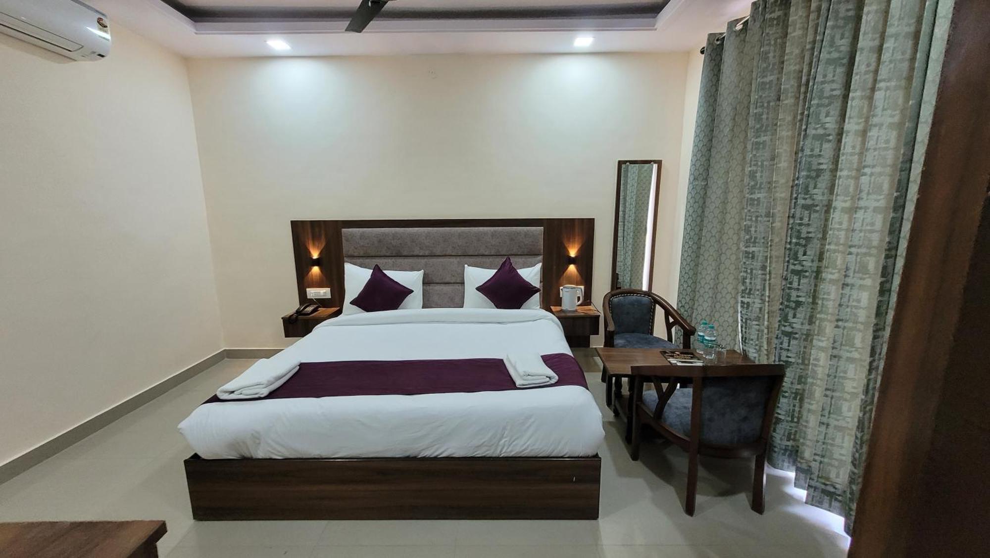Hotel Keshav Nandan By The Shivaay Ришикеш Экстерьер фото