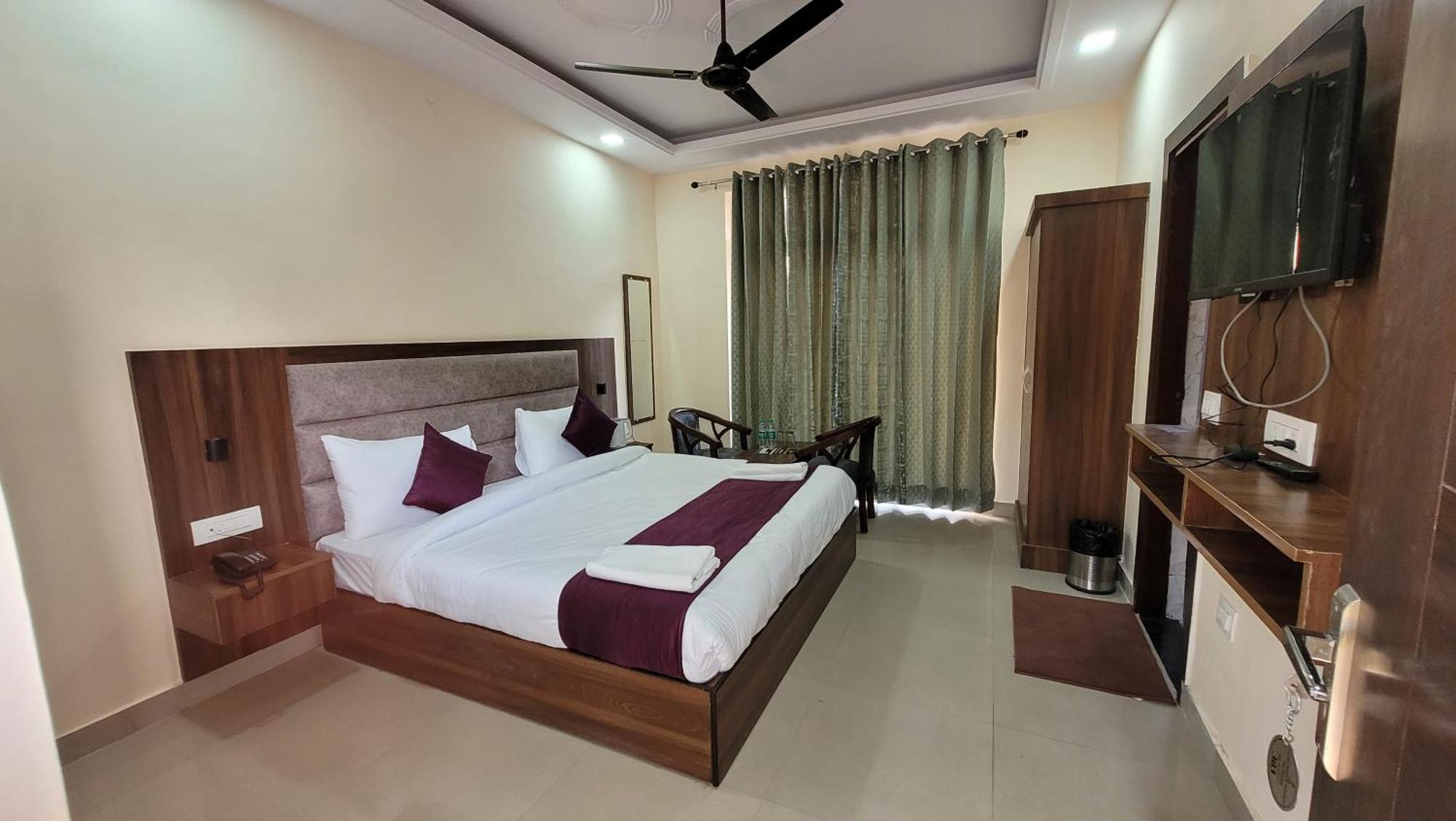 Hotel Keshav Nandan By The Shivaay Ришикеш Экстерьер фото